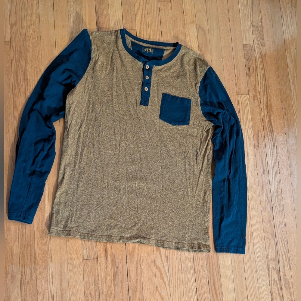Simons Blue and Tan Long Sleeve Shirt